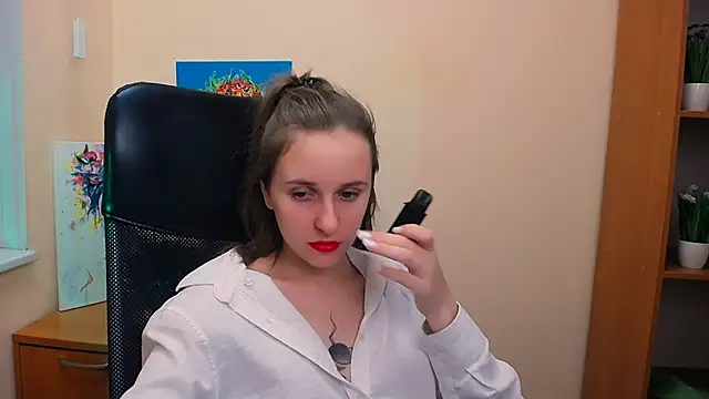 Snapshot of _Nicole_new chatting on February 2025 04:06:01 PM  Nicole new online show from February 2025 04:06:01 PM