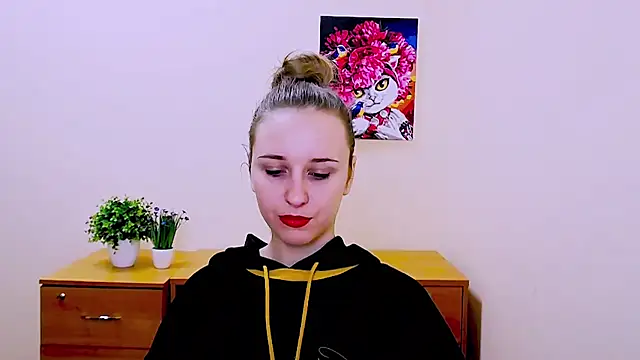 Snapshot of _Nicole_new chatting on January 2025 04:19:01 PM  Nicole new online show from January 2025 04:19:01 PM