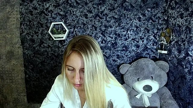  Nicole new online show from August 2026 06:55:02 AM