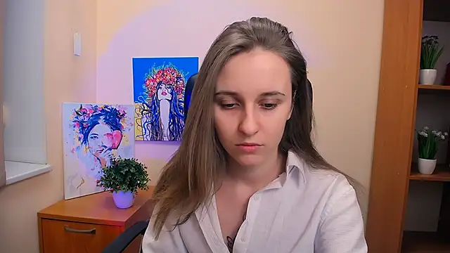 Snapshot of _Nicole_new chatting on February 2025 01:00:01 PM  Nicole new online show from February 2025 01:00:01 PM