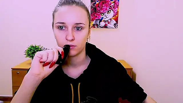 Snapshot of _Nicole_new chatting on January 2025 01:17:01 PM  Nicole new online show from January 2025 01:17:01 PM