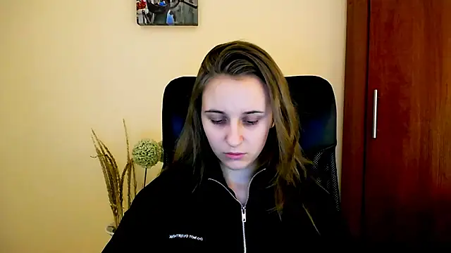 Snapshot of _Nicole_new chatting on January 2025 04:13:01 PM  Nicole new online show from January 2025 04:13:01 PM