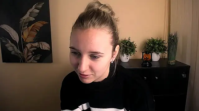 Snapshot of _Nicole_new chatting on October 2025 09:29:01 AM Nicole new online show from October 2025 09:29:01 AM