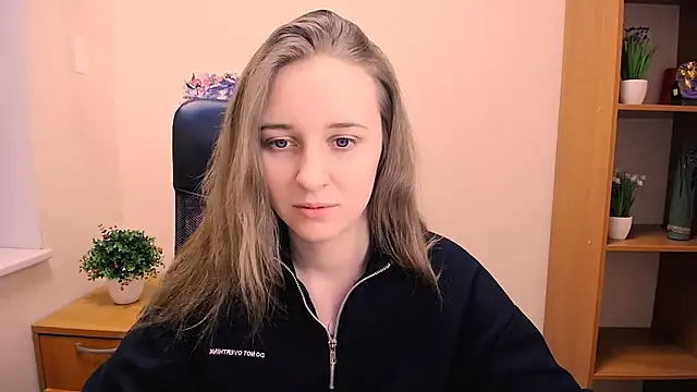 Snapshot of _Nicole_new chatting on January 2025 12:17:02 PM  Nicole new online show from January 2025 12:17:02 PM