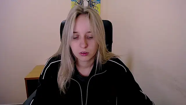 Snapshot of _Nicole_new chatting on September 2025 11:49:01 AM  Nicole new online show from September 2025 11:49:01 AM