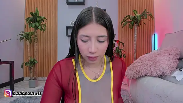 Aixaa charles online show from November 2025 12:42:01 PM