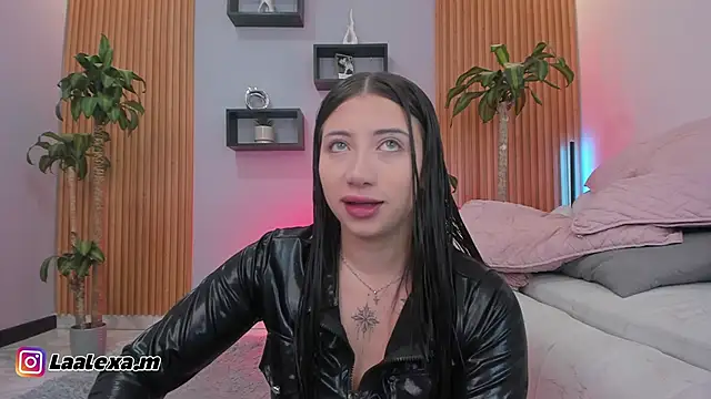 Aixaa charles online show from November 2025 12:32:02 PM