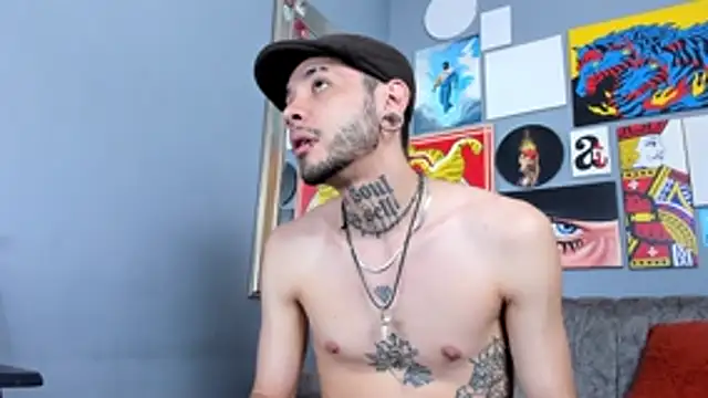 Snapshot of MurdockH chatting on December 2025 08:58:01 PM MurdockH online show from December 2025 08:58:01 PM