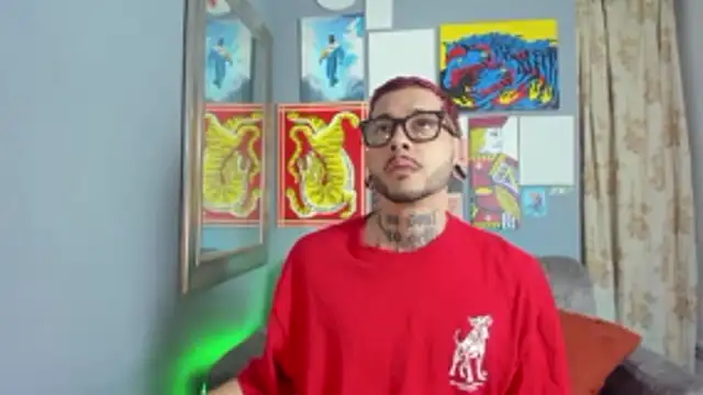 Snapshot of MurdockH chatting on October 2025 03:29:02 AM MurdockH online show from October 2025 03:29:02 AM