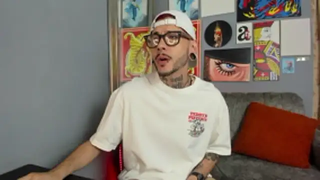 Snapshot of MurdockH chatting on October 2025 05:19:02 AM MurdockH online show from October 2025 05:19:02 AM