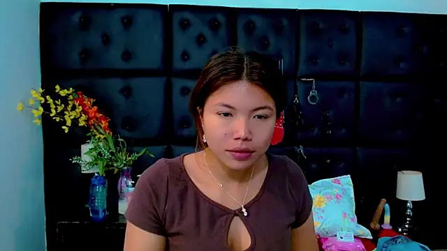 Isalombardi online show from July 2026 03:51:02 AM