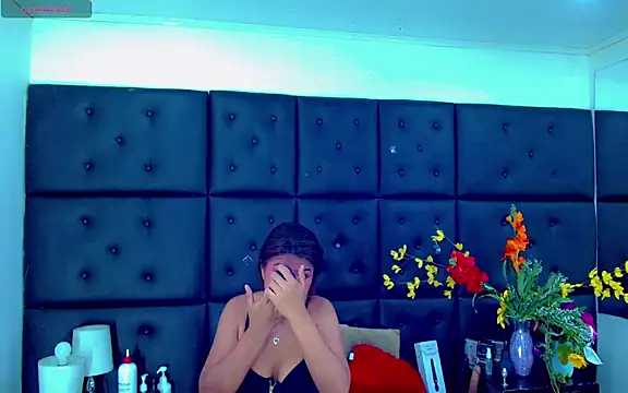 Isalombardi online show from February 2026 03:03:02 AM