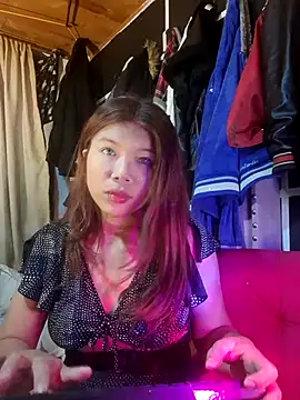 Isalombardi online show from September 2025 05:36:01 AM