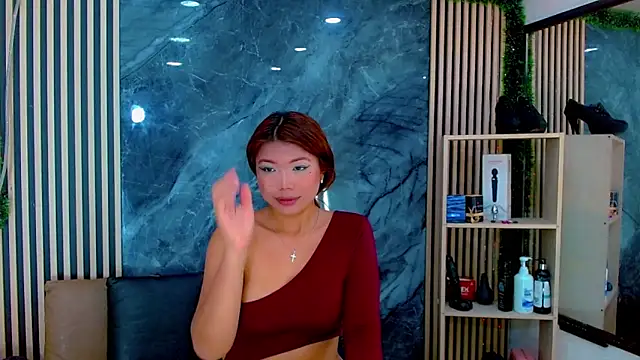 Isalombardi online show from January 2026 07:12:01 PM