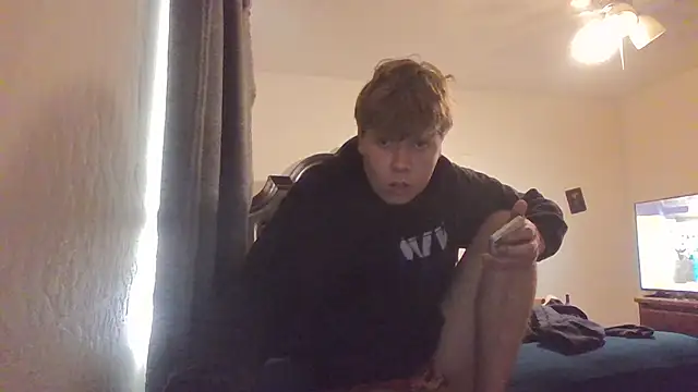subslutroyalz online show from July 2026 04:47:02 PM