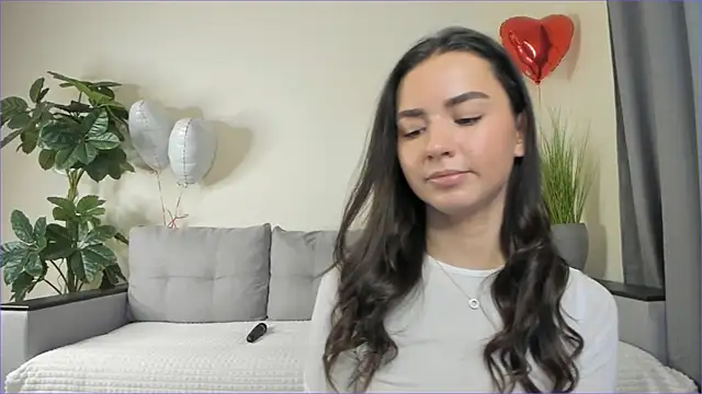 Snapshot of NicoleLuv chatting on March 2025 01:29:02 PM NicoleLuv online show from March 2025 01:29:02 PM