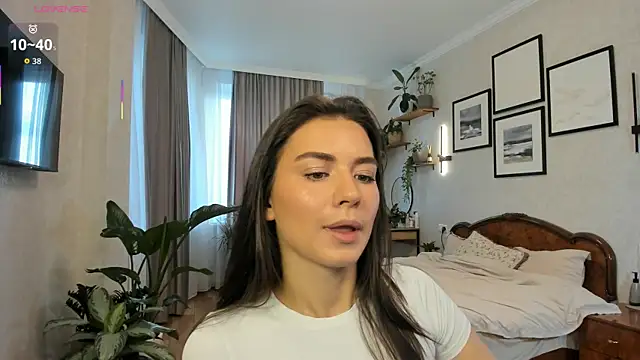 Snapshot of NicoleLuv chatting on September 2025 02:00:02 PM NicoleLuv online show from September 2025 02:00:02 PM