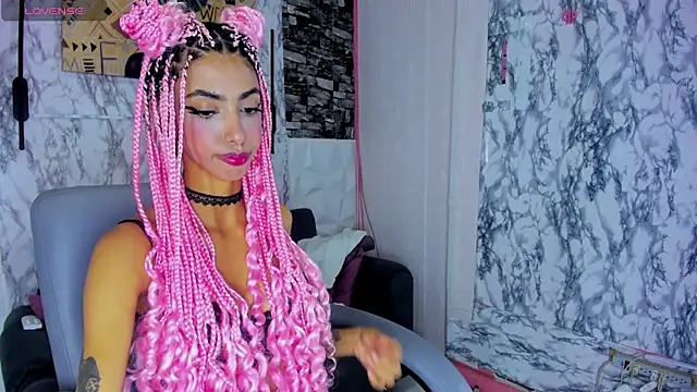 Queen Cuarxxo online show from March 2026 11:29:01 PM