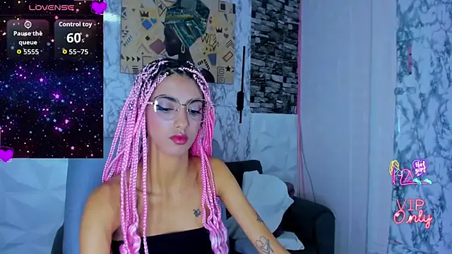 Queen Cuarxxo online show from April 2026 12:29:02 AM