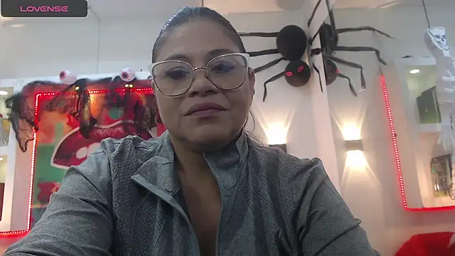 Snapshot of sexy_lady_0 chatting on October 2025 12:04:02 PM sexy lady 0 online show from October 2025 12:04:02 PM