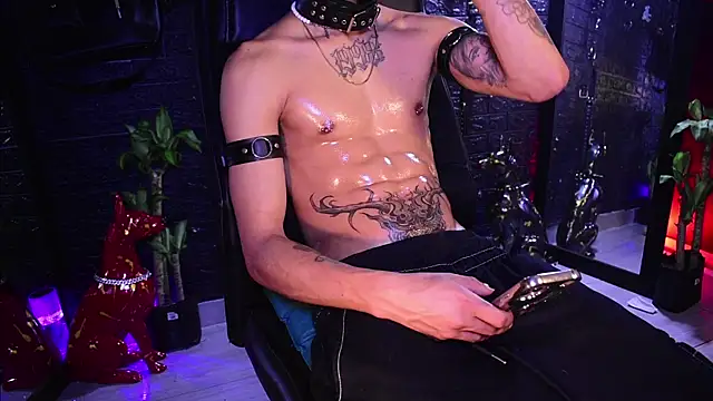 DemonKush-- online show from November 2025 05:43:01 AM