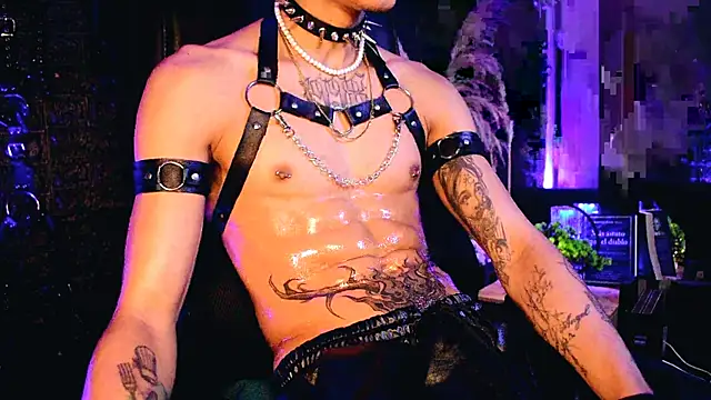 DemonKush-- online show from October 2025 10:58:02 AM