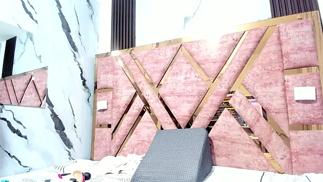 Snapshot of mia_alvares chatting on November 2025 11:48:01 AM mia alvares online show from November 2025 11:48:01 AM