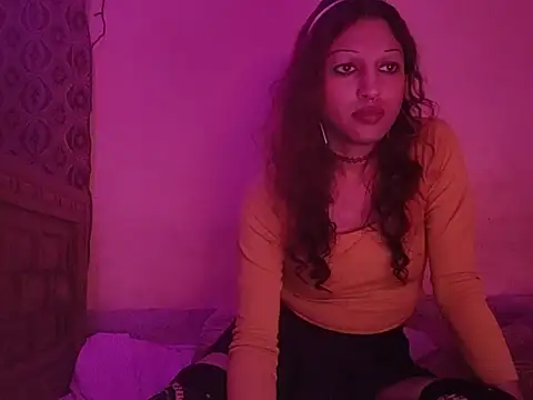 Snapshot of MmmMonikaBabie chatting on January 2025 09:44:02 PM MmmMonikaBabie online show from January 2025 09:44:02 PM