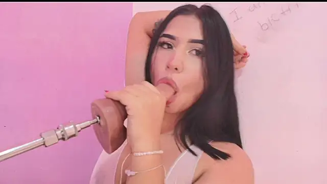 Snapshot of sweety_mariann1 chatting on February 2025 09:42:01 PM sweety mariann1 online show from February 2025 09:42:01 PM