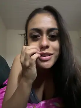 amorinha99 online show from April 2026 12:57:01 AM