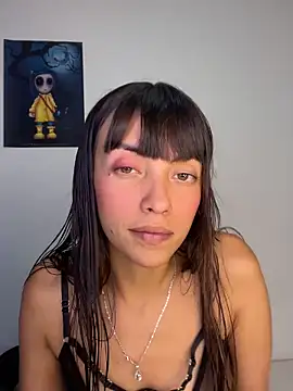 Snapshot of MiaGoth_ chatting on June 2026 01:22:02 AM MiaGoth online show from June 2026 01:22:02 AM