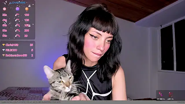 Snapshot of MiaGoth_ chatting on February 2025 03:23:02 AM MiaGoth online show from February 2025 03:23:02 AM