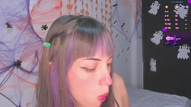 MiaGoth  online show from October 2025 01:27:02 AM