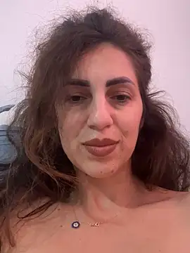 Snapshot of EmaSkyes chatting on October 2025 08:01:02 AM EmaSkyes online show from October 2025 08:01:02 AM