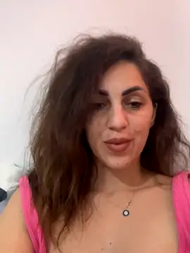 Snapshot of EmaSkyes chatting on November 2025 09:31:01 AM EmaSkyes online show from November 2025 09:31:01 AM