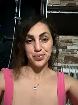 Snapshot of EmaSkyes chatting on November 2025 07:58:01 PM EmaSkyes online show from November 2025 07:58:01 PM