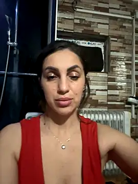 Snapshot of EmaSkyes chatting on December 2025 07:13:01 PM EmaSkyes online show from December 2025 07:13:01 PM