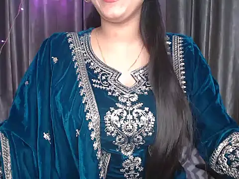 Snapshot of Sexy_Myra18 chatting on February 2025 12:55:01 PM Sexy Myra18 online show from February 2025 12:55:01 PM