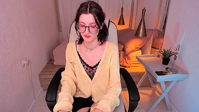 Lil Melanie  online show from January 2025 05:59:01 PM