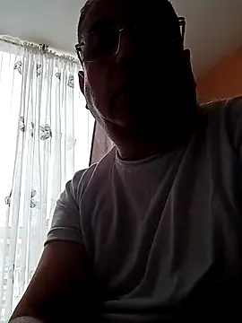 MATTHEW MRANDA online show from June 2026 06:35:02 PM