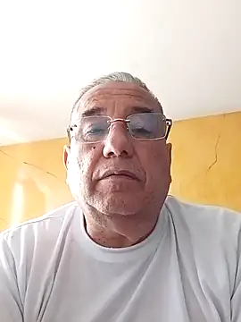 MATTHEW MRANDA online show from May 2026 04:06:02 PM