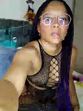 Snapshot of Kassandra_12 chatting on October 2025 05:46:01 PM Kassandra 12 online show from October 2025 05:46:01 PM