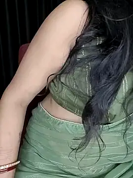 Snapshot of kaamuk_shweta chatting on October 2025 05:10:02 PM kaamuk shweta online show from October 2025 05:10:02 PM