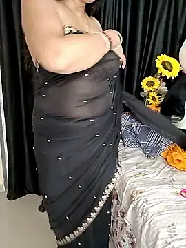Snapshot of kaamuk_shweta chatting on September 2025 10:16:01 PM kaamuk shweta online show from September 2025 10:16:01 PM