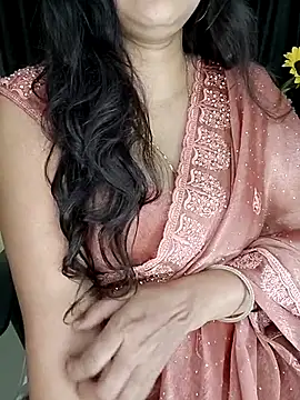 Snapshot of kaamuk_shweta chatting on September 2025 11:00:01 PM kaamuk shweta online show from September 2025 11:00:01 PM
