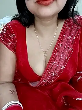 Snapshot of kaamuk_shweta chatting on November 2025 10:21:01 PM kaamuk shweta online show from November 2025 10:21:01 PM