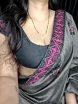 Snapshot of kaamuk_shweta chatting on November 2025 11:27:02 PM kaamuk shweta online show from November 2025 11:27:02 PM