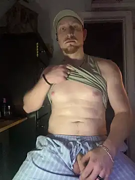 bigred0808 online show from March 2026 05:29:02 AM