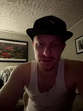 bigred0808 online show from January 2026 04:41:02 AM