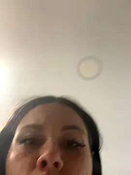 Sarettamiss online show from November 2025 09:14:01 PM